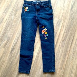 Flower Embroidered high rise skinny jeans